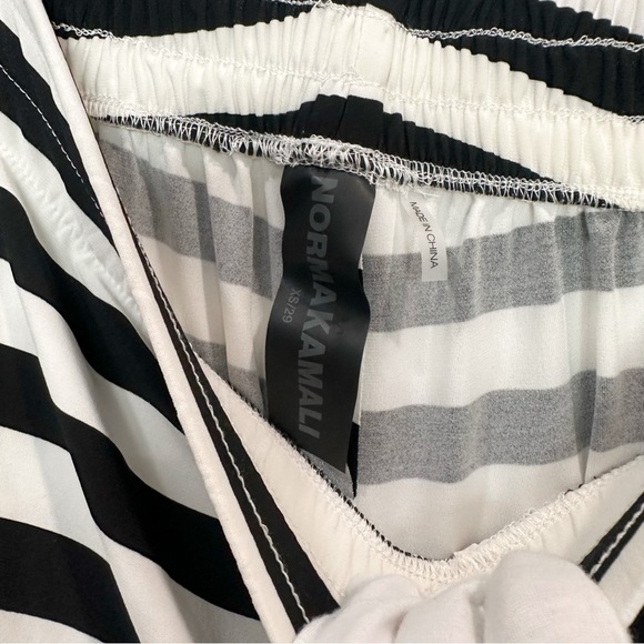 NEW Norma Kamali Boyfriend Elephant Sweat Short 3/4 Stripe Black White Size XS - Picture 3 of 7
